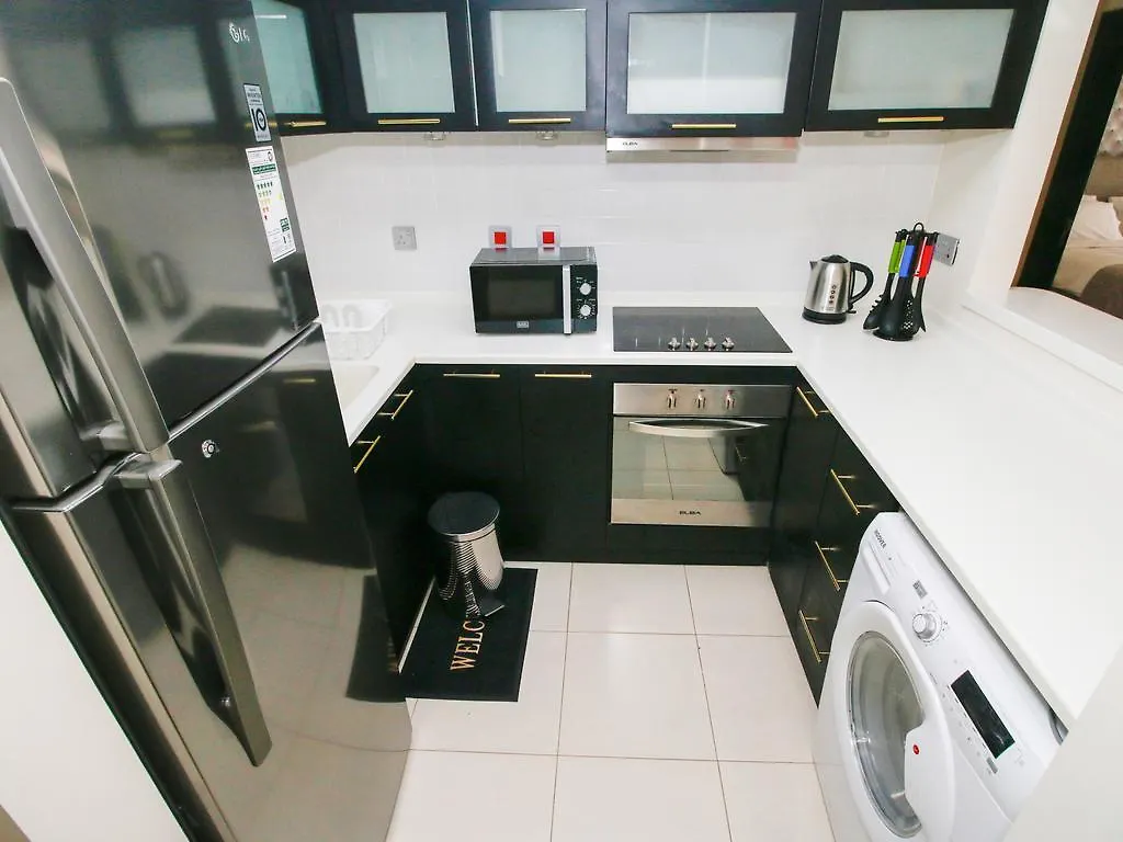 Rh- Skyview Tower, Dubai Marina, 1Br With Large Terrace Apartment